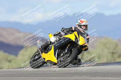 media/Nov-16-2025-Race Pace (Sun) [[8c5fa54630]]/Non Verified Riders (1st 20 Minutes)/7-Turn 9 Entry (210pm)/